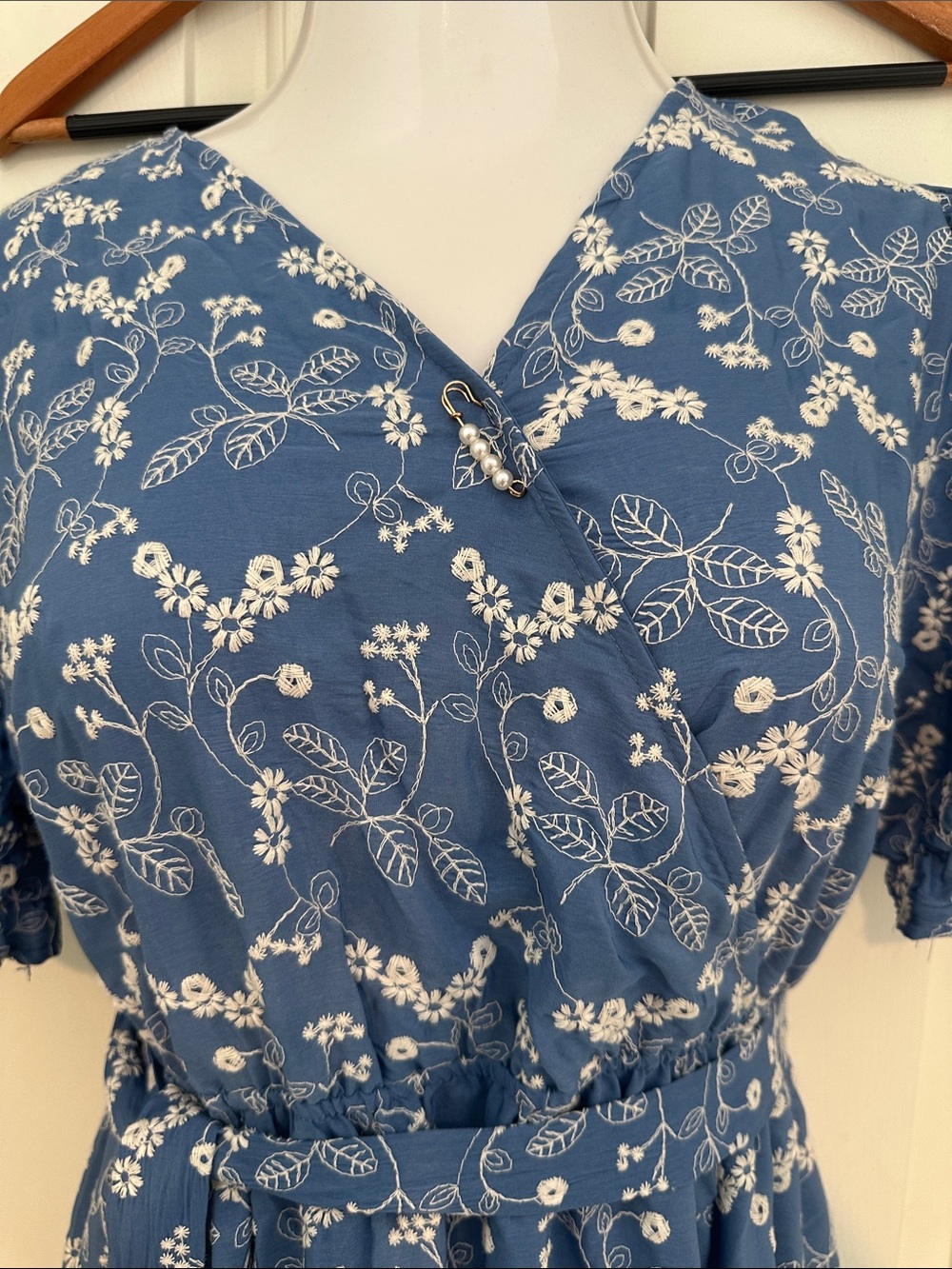 Blue Floral V-Neck Maxi Dress - Picture 5 of 9